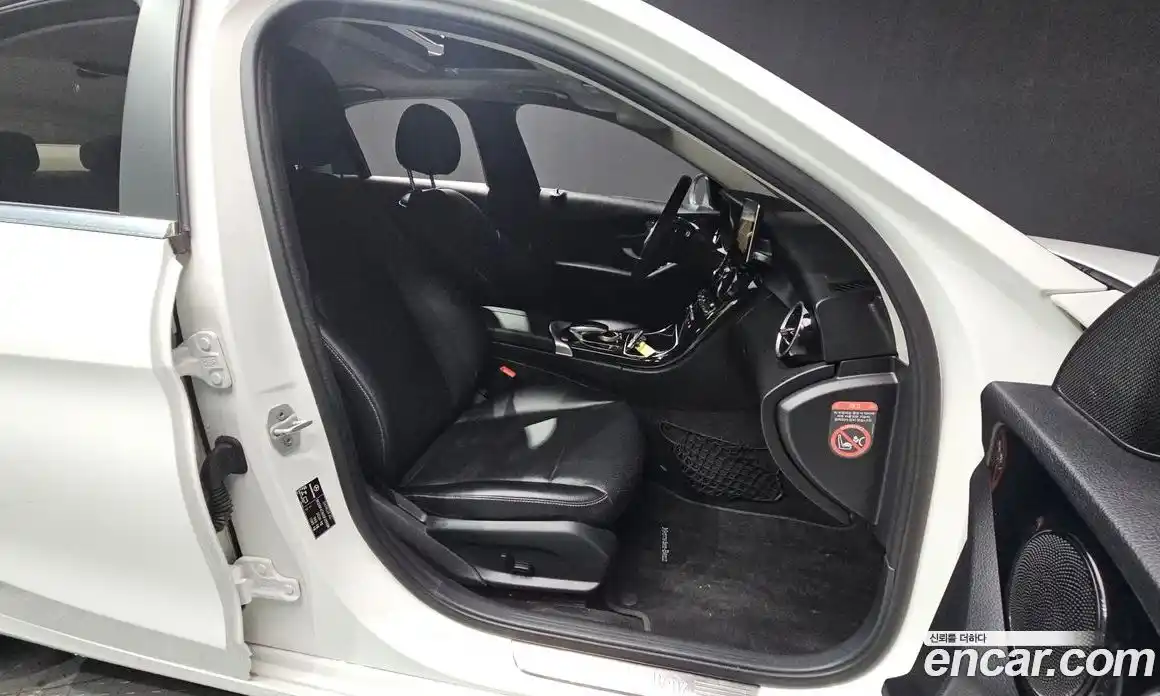 Mercedes-Benz C-Class 2016 2.0 Автомат в Москве № 211991, фото 9