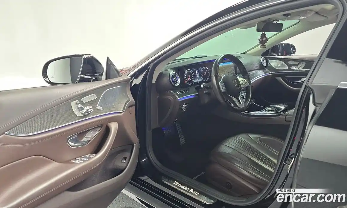 Mercedes-Benz CLS-Class 2019 2.9 Автомат в Москве № 212187, фото 17