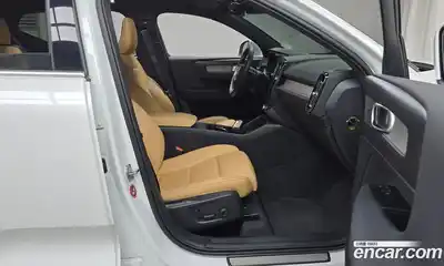 Volvo XC40 2021 2.0 Автомат в Москве № 212856, миниатюра 2