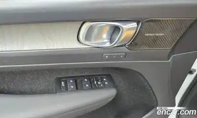 Volvo XC40 2021 2.0 Автомат в Москве № 212856, миниатюра 4