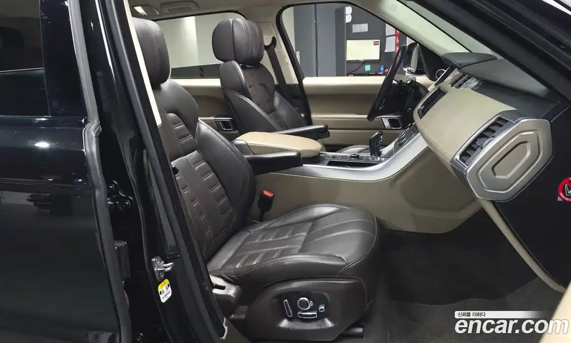 Land Rover Range-Rover Sport 2016 3.0 Автомат в Москве № 213697, фото 8