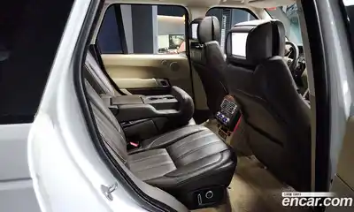 Land Rover Range-Rover 2017 4.4 Автомат в Москве № 213759, миниатюра 6