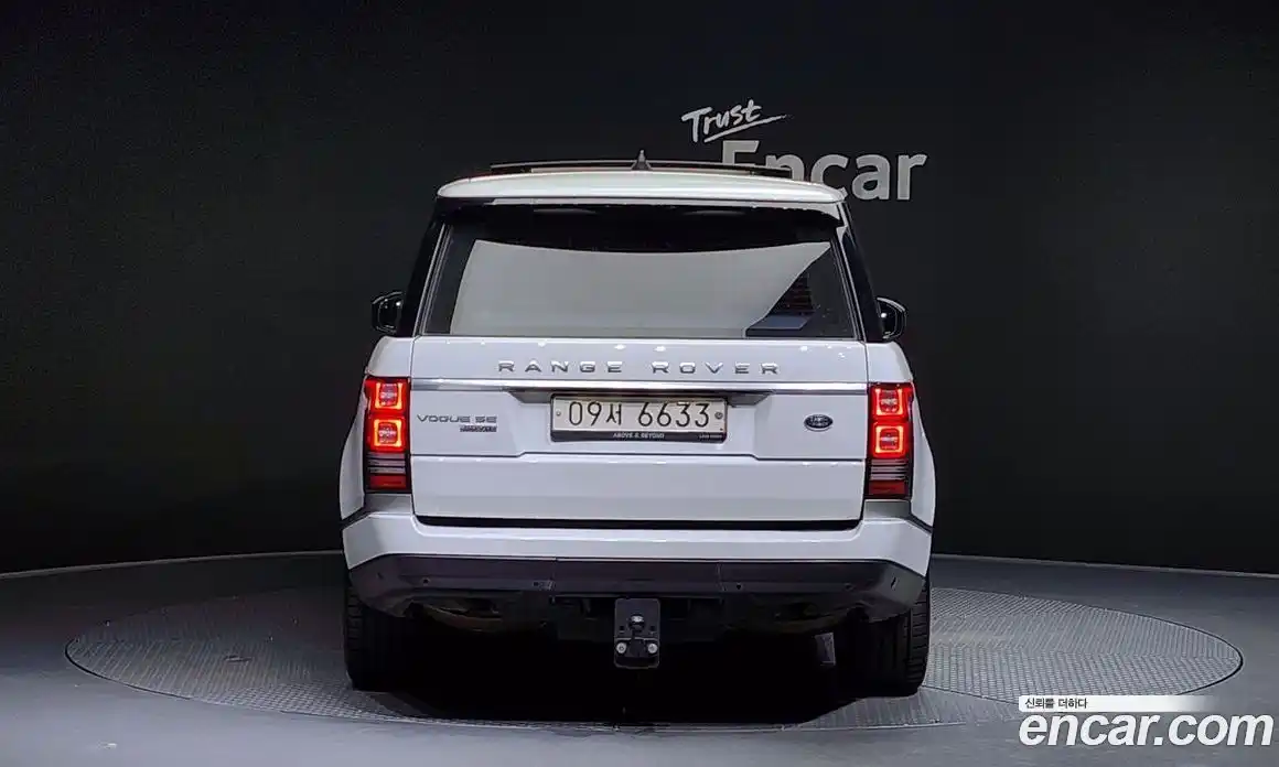 Land Rover Range-Rover 2017 4.4 Автомат в Москве № 213759, фото 7