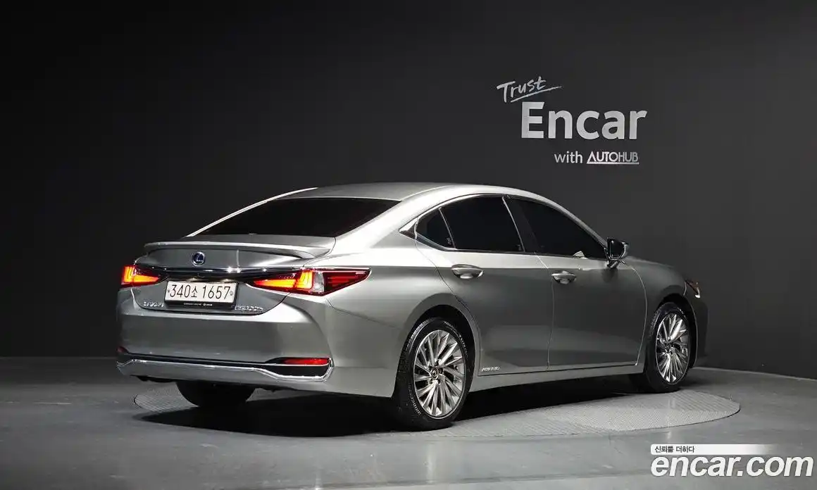 Lexus ES 2021 2.5 Автомат в Москве № 214662, фото 18