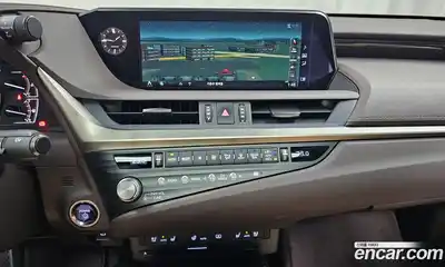 Lexus ES 2021 2.5 Автомат в Москве № 214662, миниатюра 7