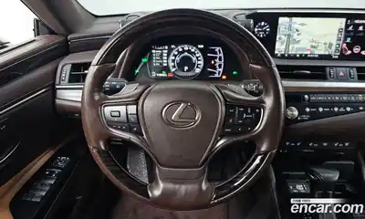 Lexus ES 2021 2.5 Автомат в Москве № 214673, миниатюра 2