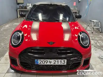 Mini Cooper Convertible 2025 2.0 Автомат в Москве № 215994, миниатюра 6