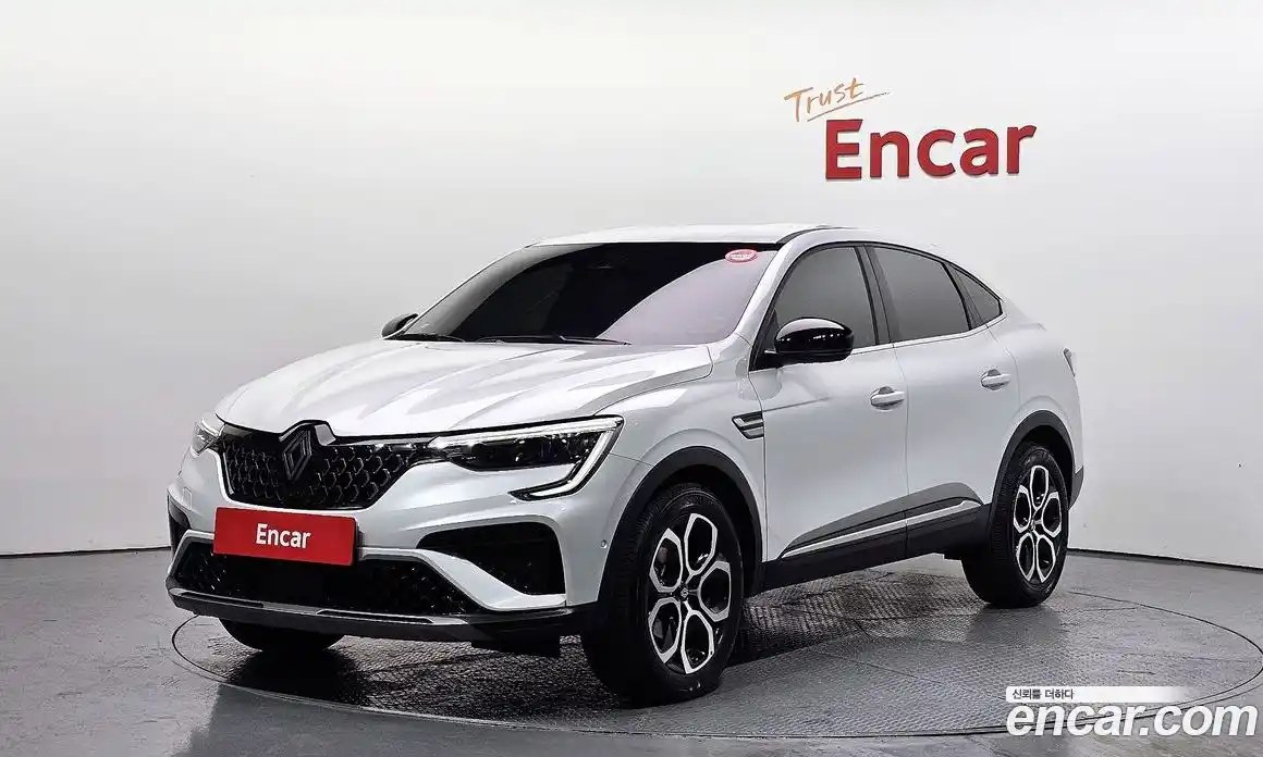 Renault Arkana 2025 1.6 Автомат в Москве № 221611, фото 1