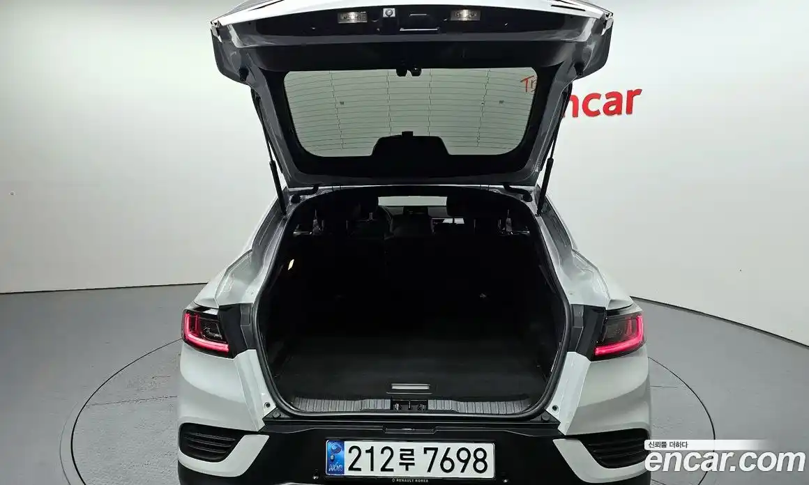 Renault Arkana 2025 1.6 Автомат в Москве № 221611, фото 16