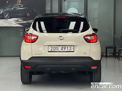 Renault QM3 2015 1.5 Автомат в Москве № 221754, миниатюра 4