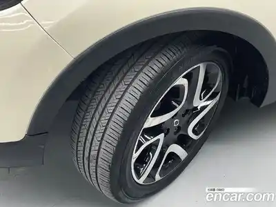 Renault QM3 2015 1.5 Автомат в Москве № 221754, миниатюра 5