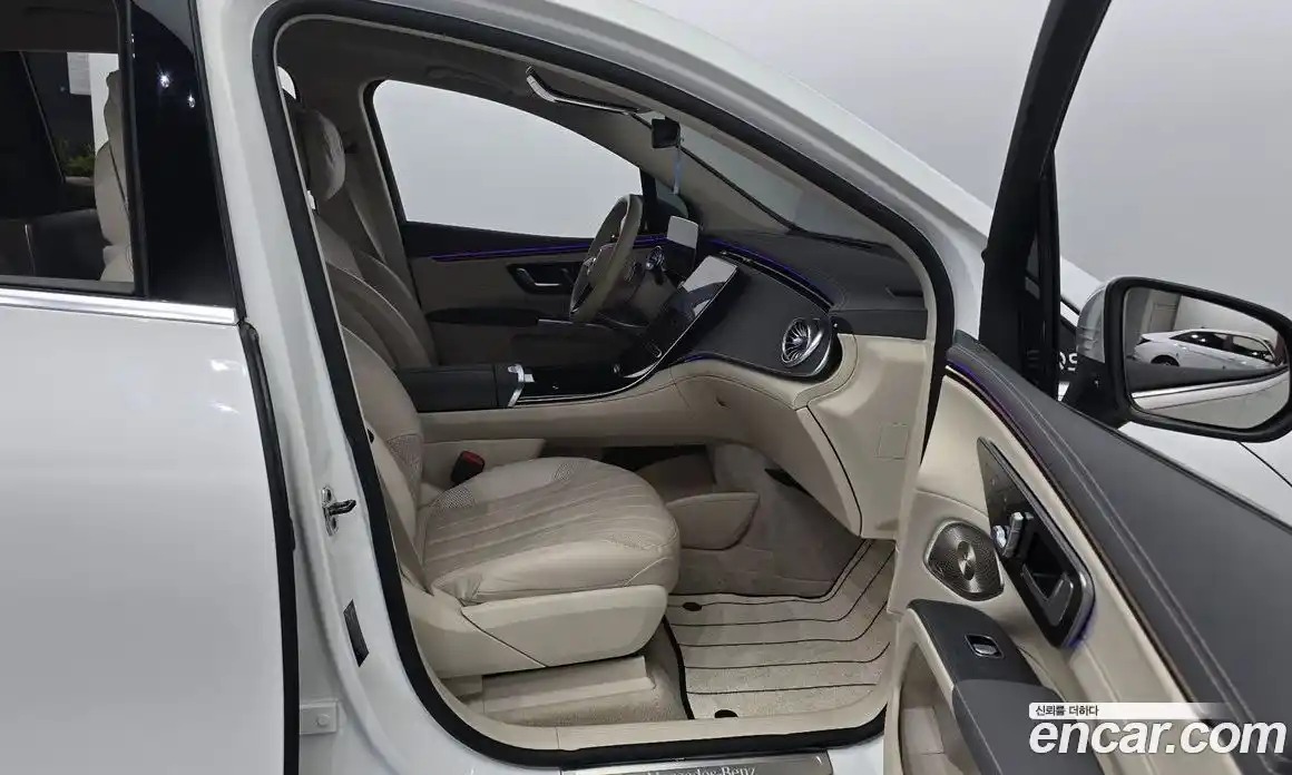 Mercedes-Benz EQS 2023 0.3 Автомат в Москве № 222772, фото 15