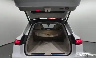 Mercedes-Benz EQS 2023 0.3 Автомат в Москве № 222772, миниатюра 3