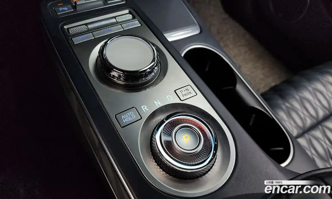 Genesis GV70 2021 2.5 Автомат в Москве № 224217, фото 15