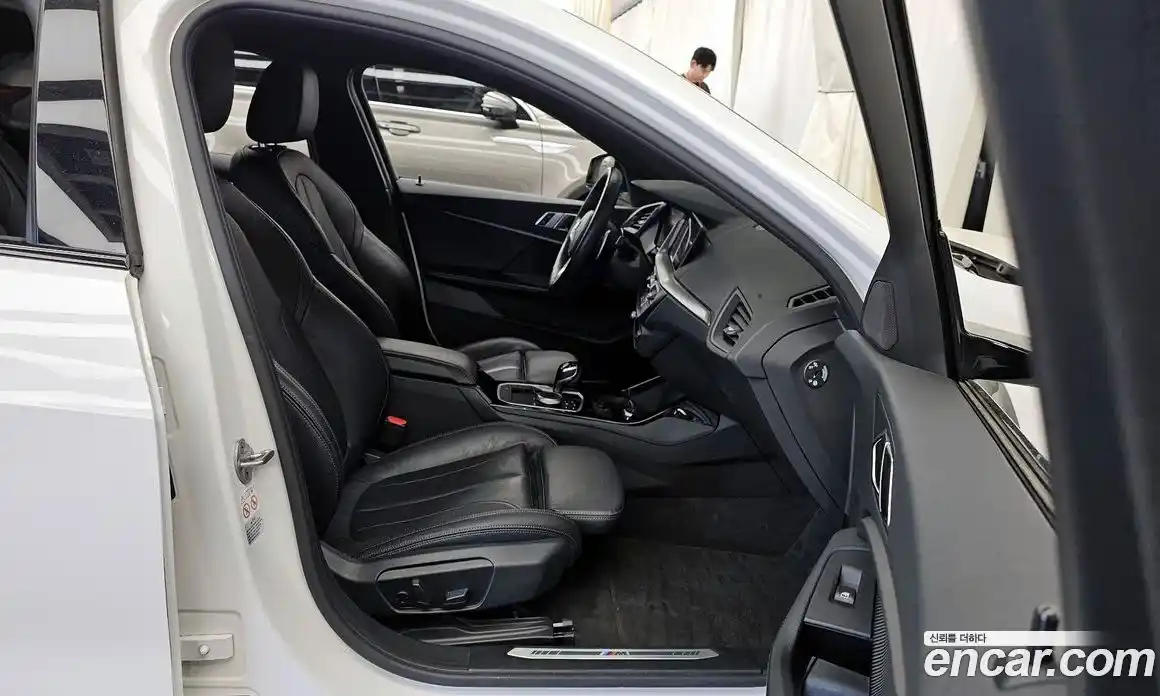 BMW 1-Series 2022 2.0 Автомат в Москве № 229189, фото 6