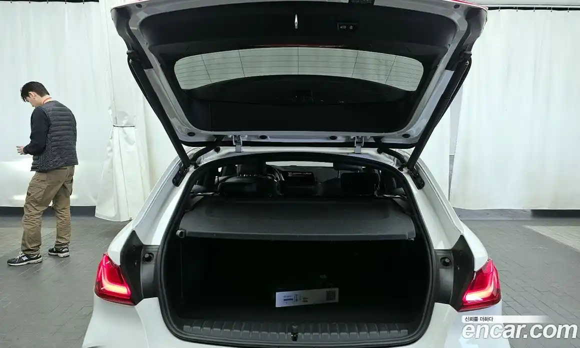 BMW 1-Series 2022 2.0 Автомат в Москве № 229189, фото 9