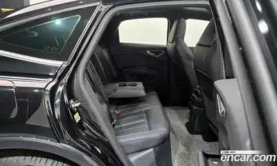 Audi Q4 e-tron 2022 0.2 Автомат в Москве № 229988, миниатюра 11