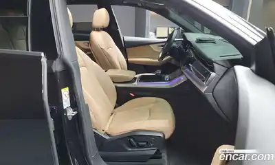 Audi Q8 2021 3.0 Автомат в Москве № 230111, миниатюра 11