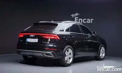 Audi Q8 2021 3.0 Автомат в Москве № 230111, миниатюра 2