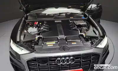 Audi Q8 2021 3.0 Автомат в Москве № 230111, миниатюра 6