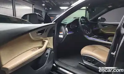 Audi Q8 2021 3.0 Автомат в Москве № 230111, миниатюра 10