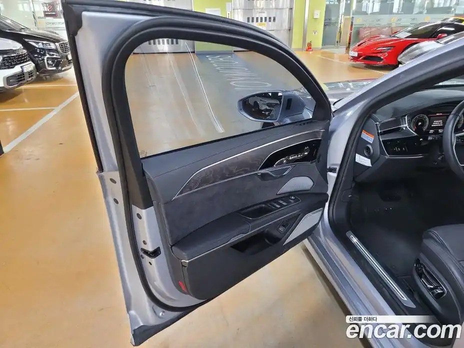 Audi A8 2023 3.0 Автомат в Москве № 230261, фото 9