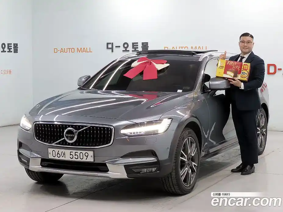 Volvo V90 2018 2.0 Автомат в Москве № 230617, фото 1