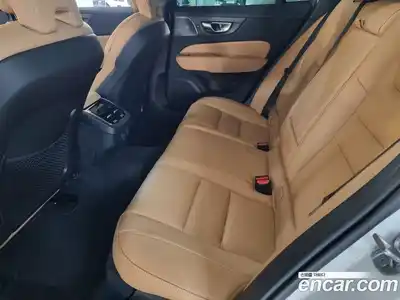 Volvo V60 2025 2.0 Автомат в Москве № 230729, миниатюра 11
