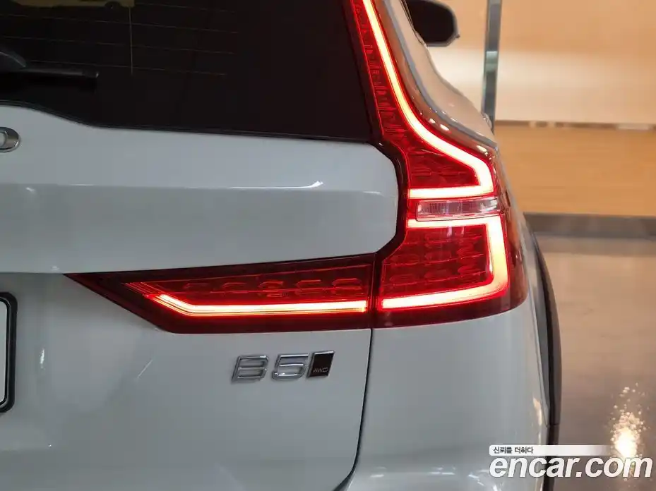 Volvo V60 2025 2.0 Автомат в Москве № 230729, фото 19