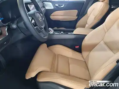Volvo V60 2025 2.0 Автомат в Москве № 230729, миниатюра 10