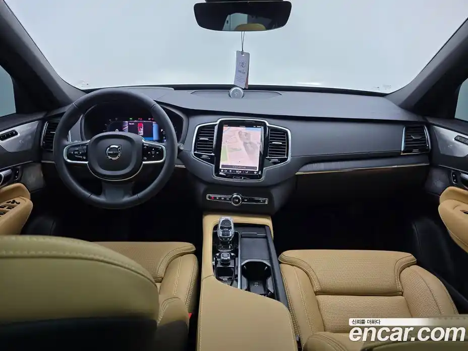 Volvo XC90 2025 2.0 Автомат в Москве № 230786, фото 7