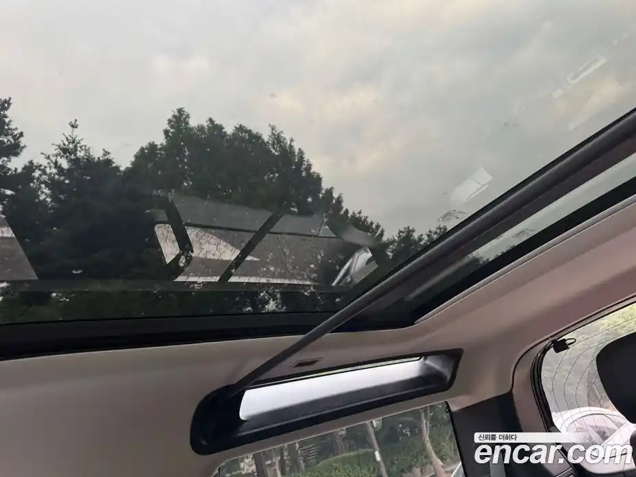 Land Rover Defender 2023 3.0 Автомат в Москве № 231325, фото 11