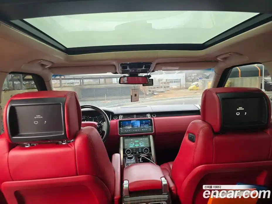 Land Rover Range-Rover 2015 4.4 Автомат в Москве № 231358, фото 14