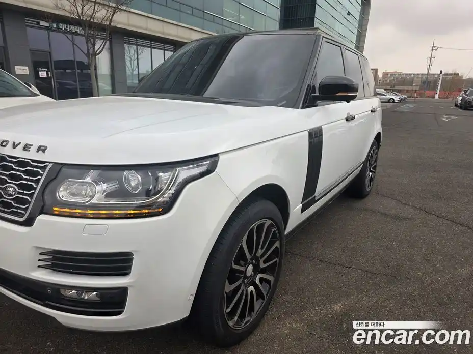 Land Rover Range-Rover 2015 4.4 Автомат в Москве № 231358, фото 4