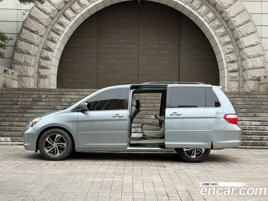 Honda Odyssey 2007 3.5 Автомат в Москве № 232997, фото 4