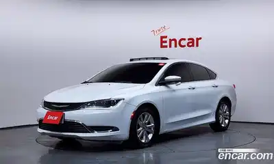 Chrysler 200, 2015