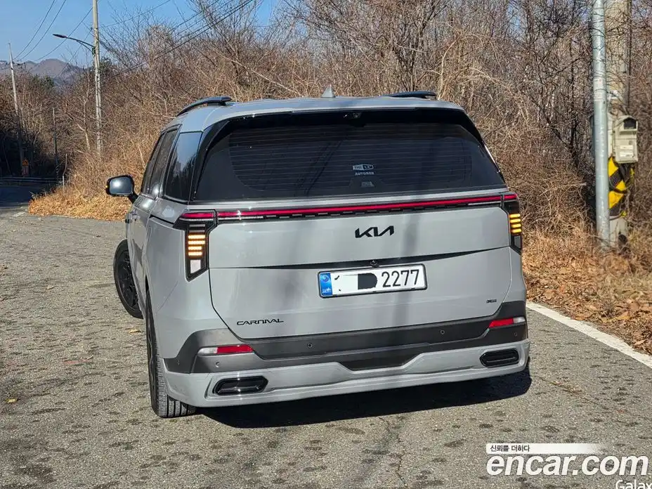 Kia Canival 2025 3.5 Автомат в Москве № 249656, фото 4