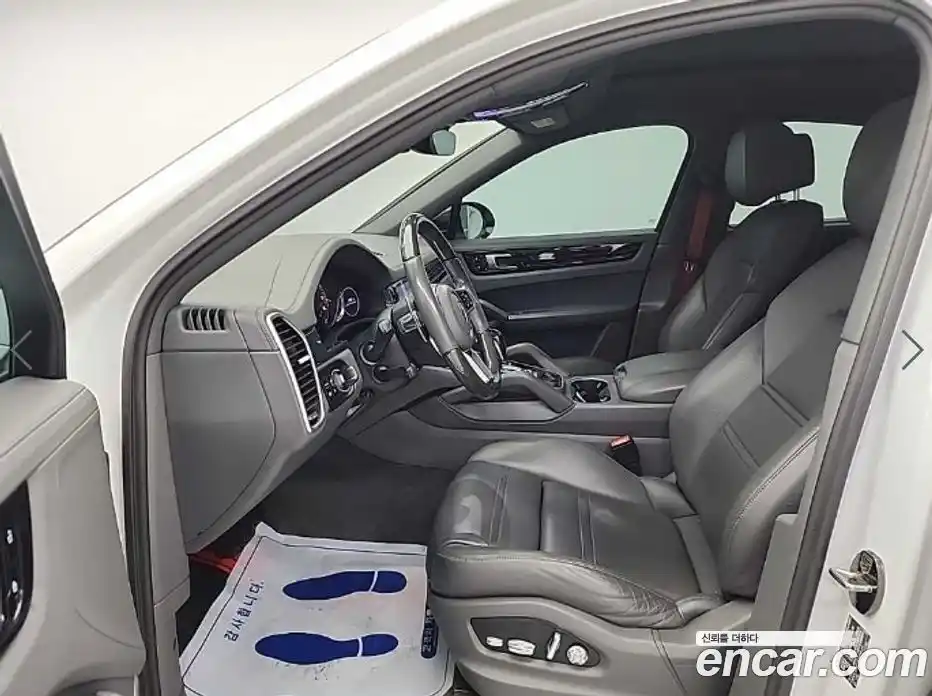 Porsche Cayenne 2020 3.0 Автомат в Москве № 252400, фото 11