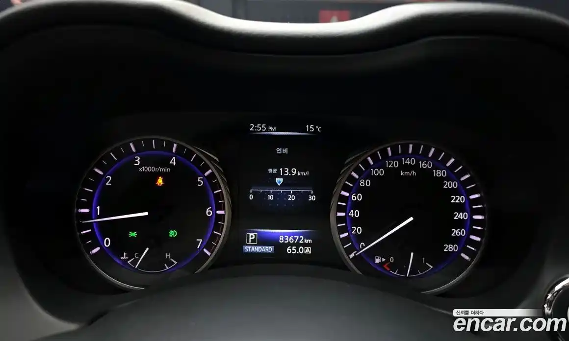 Infiniti Q50 2016 2.1 Автомат в Москве № 256142, фото 11