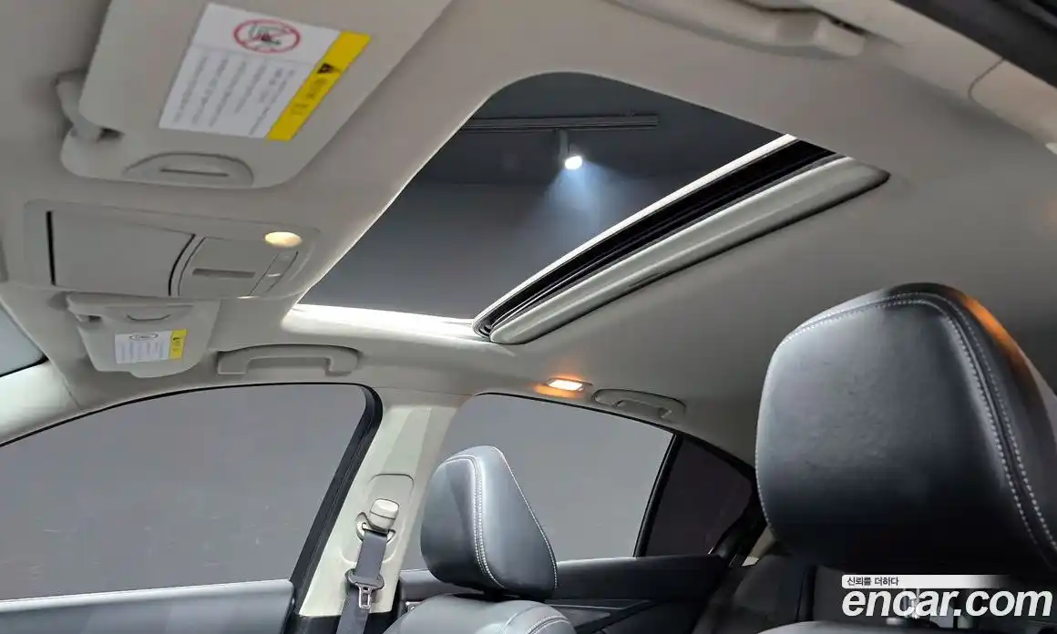 Infiniti Q50 2016 2.1 Автомат в Москве № 256142, фото 14