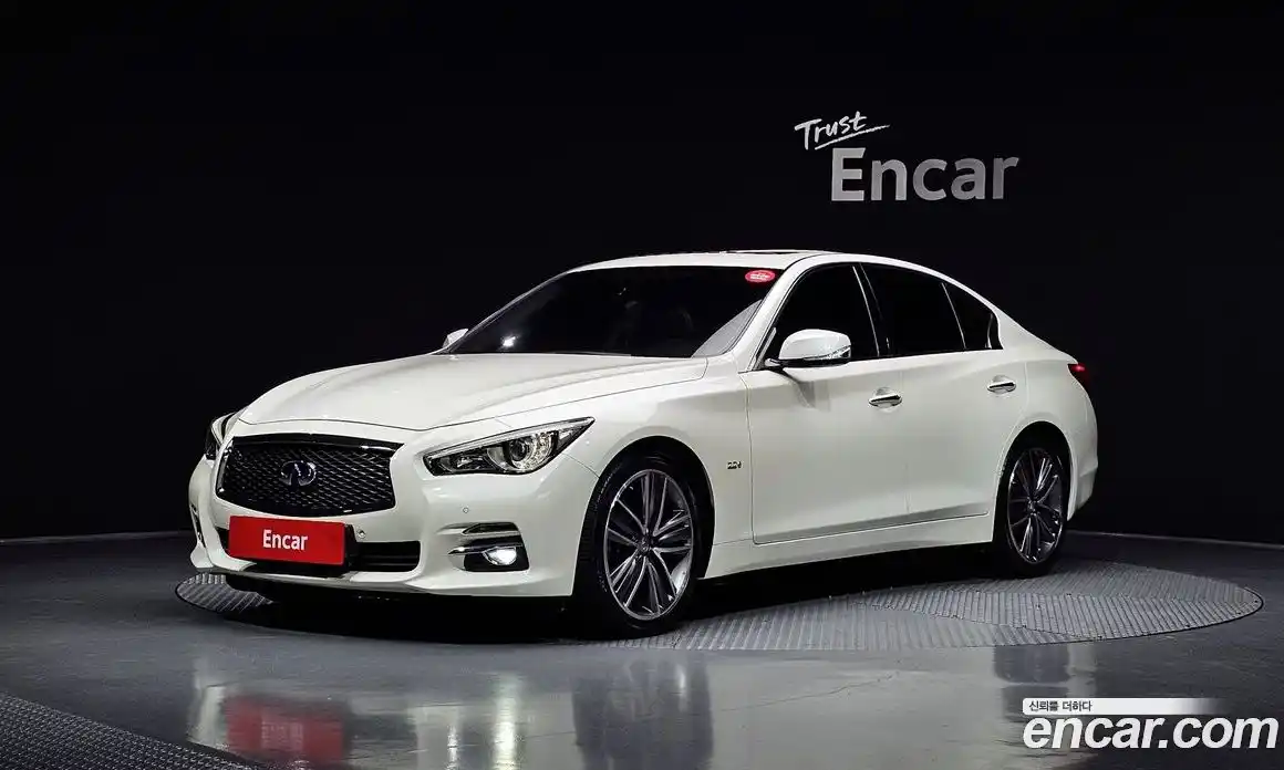 Infiniti Q50 2016 2.1 Автомат в Москве № 256142, фото 15