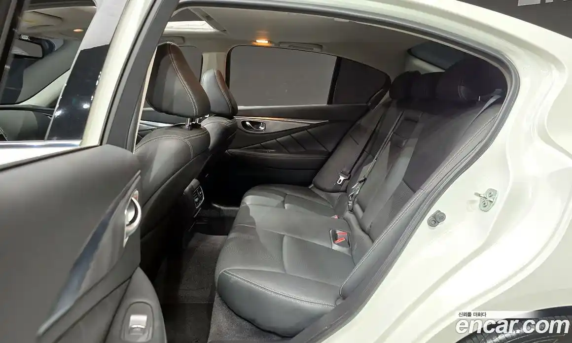 Infiniti Q50 2016 2.1 Автомат в Москве № 256142, фото 8