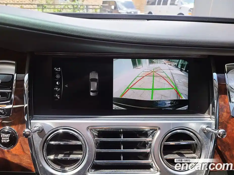 Rolls-Royce Ghost 2018 6.6 Автомат в Москве № 256727, фото 12