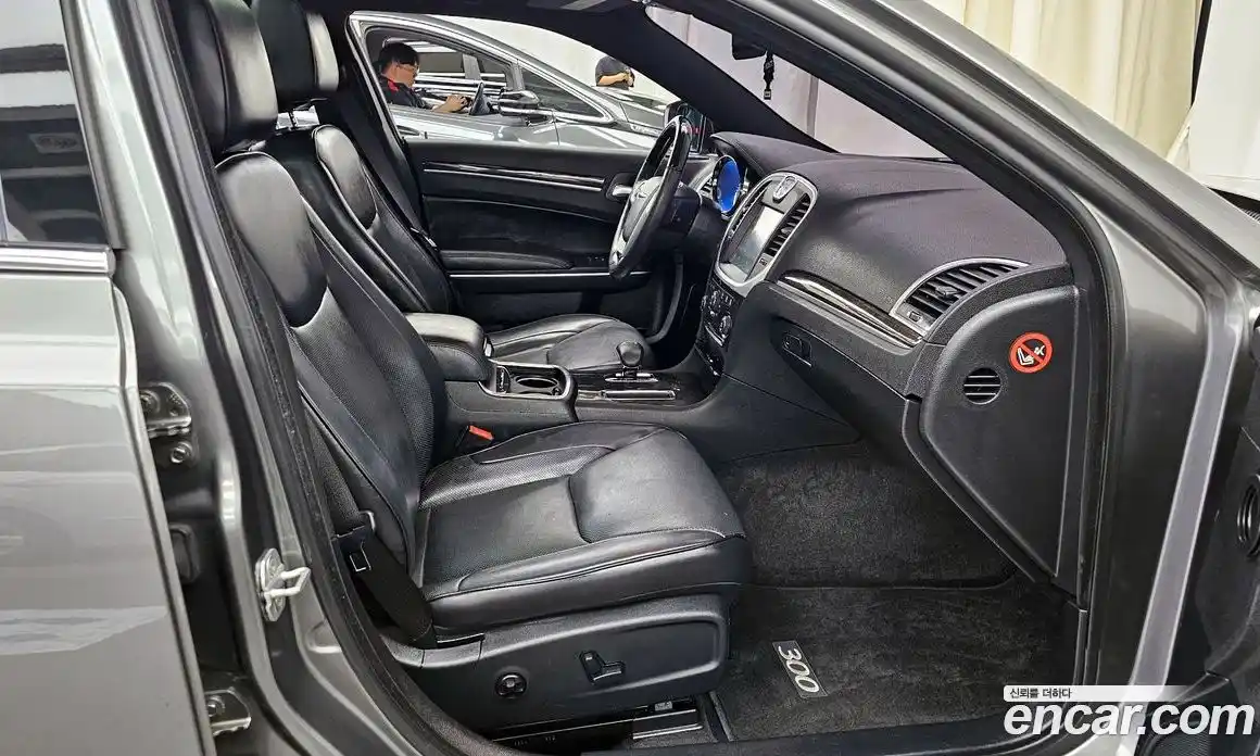 Chrysler 300C 2012 3.6 Автомат в Москве № 256753, фото 11