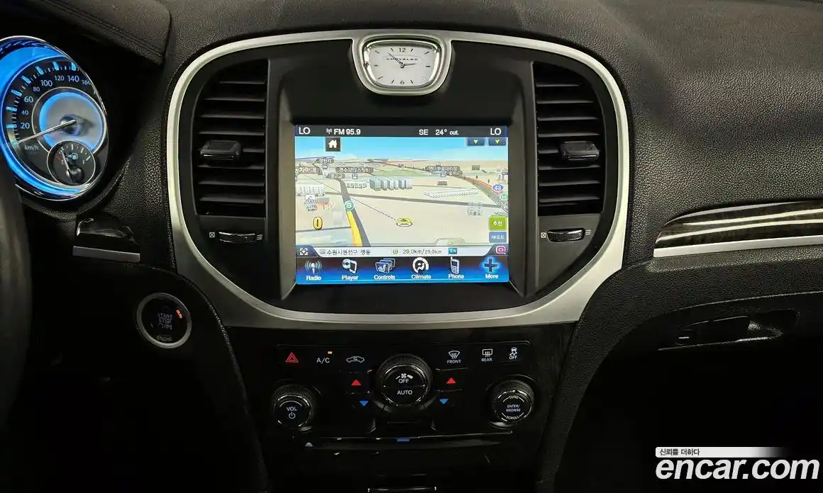 Chrysler 300C 2012 3.6 Автомат в Москве № 256753, фото 14