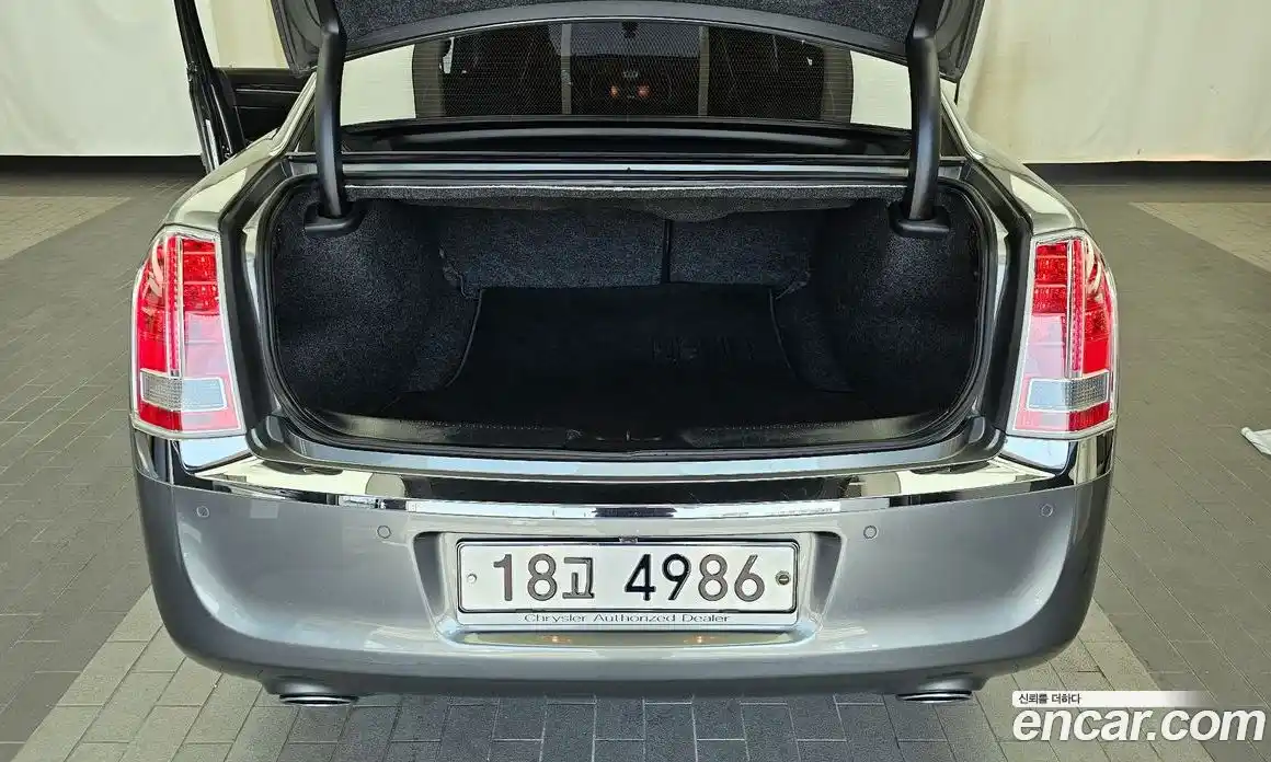 Chrysler 300C 2012 3.6 Автомат в Москве № 256753, фото 20