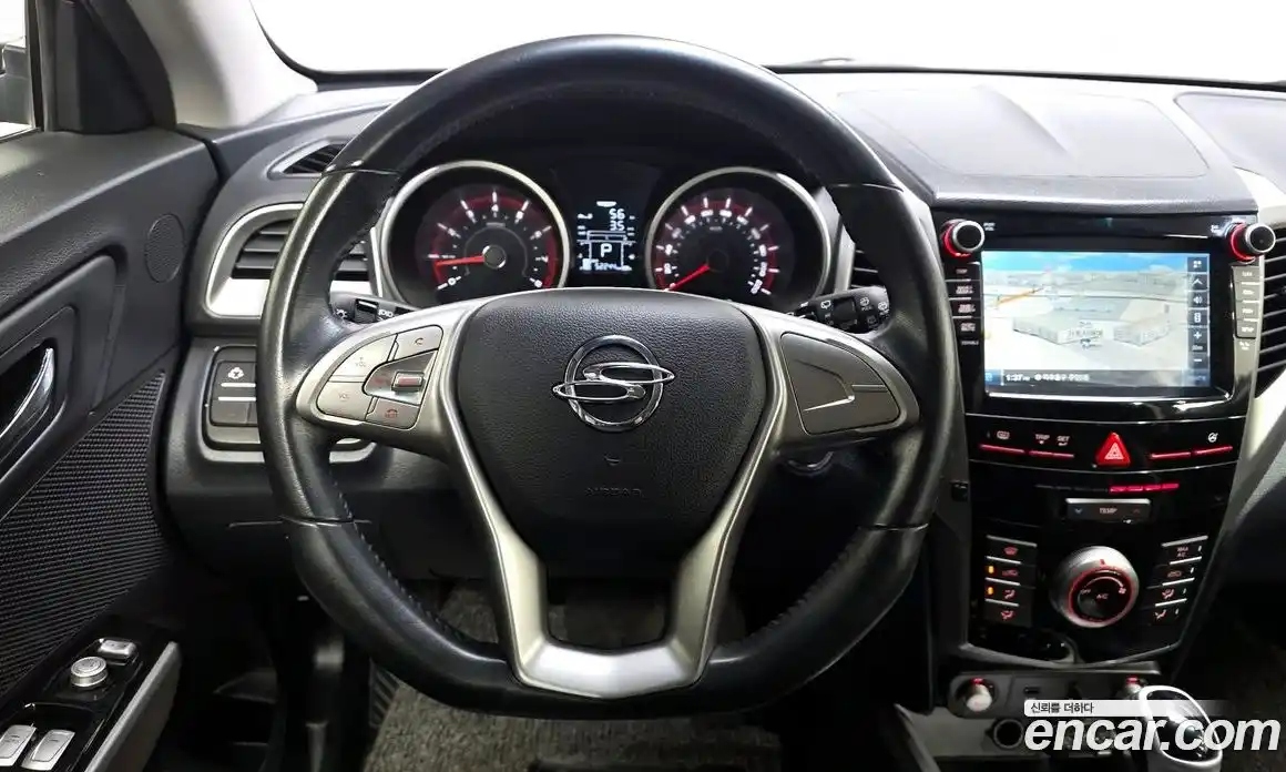 SsangYong TIBOLI 2016 1.6 Автомат в Москве № 26064, фото 1