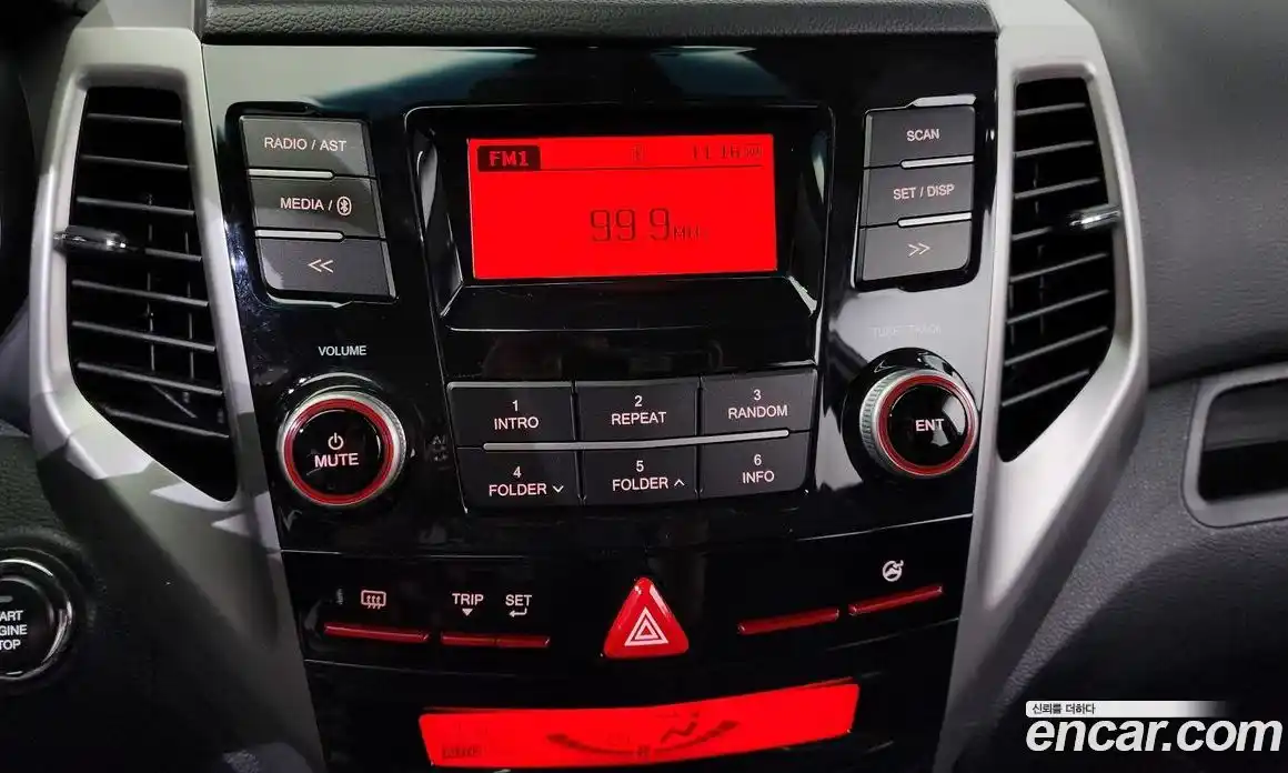 SsangYong TIBOLI 2015 1.6 Автомат в Москве № 260753, фото 15