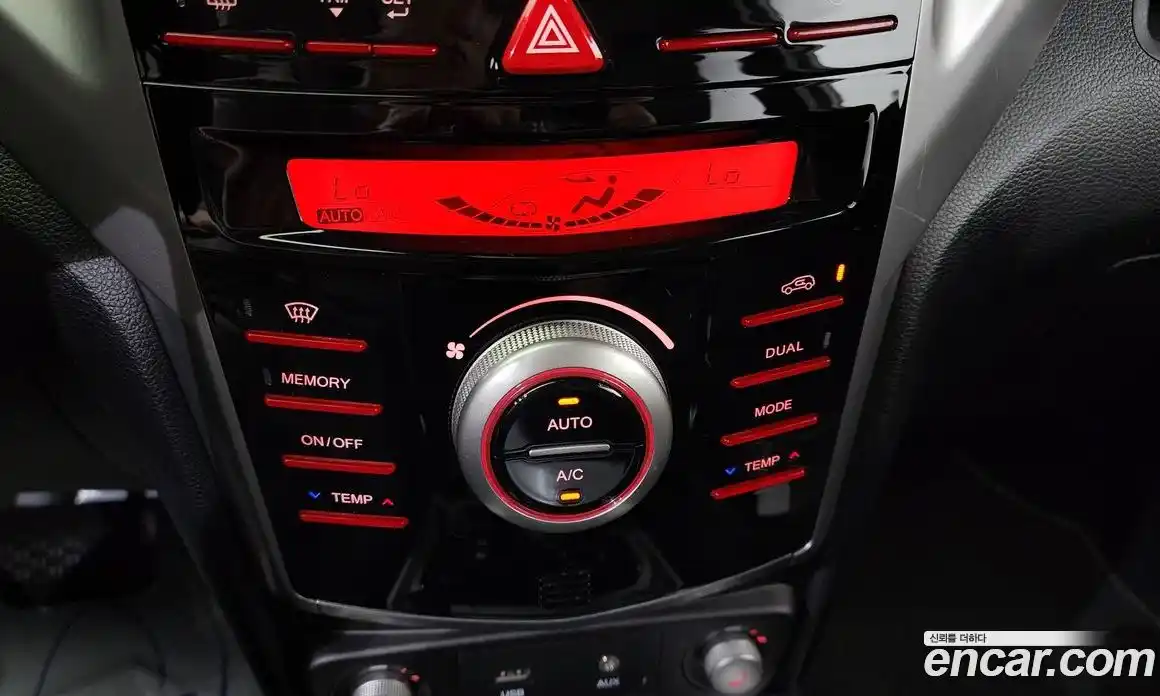 SsangYong TIBOLI 2015 1.6 Автомат в Москве № 260753, фото 9