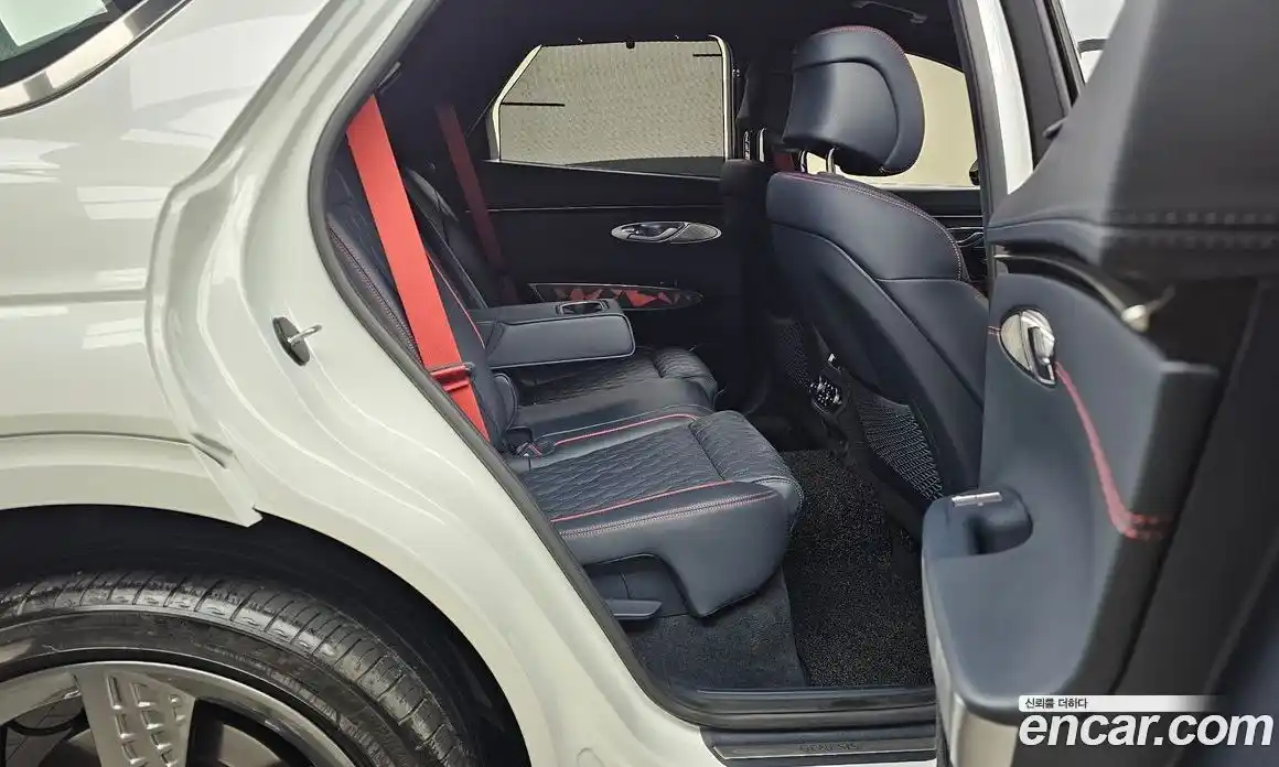 Genesis GV70 2022 2.5 Автомат в Москве № 26288, фото 18